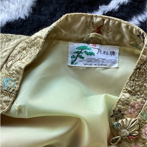 Vintage Chinoiserie Gold Brocade Long Coat. (Mc) - Picture 6 of 9